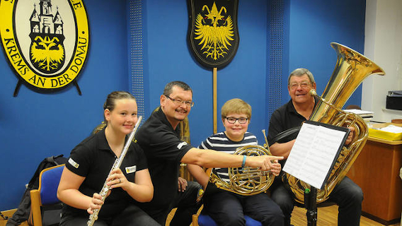 Stadtkapelle Krems Tag der offenen Tür - Musikverein sucht MusikerInnen